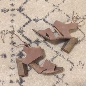 NWT! Franco Sarto Nude Heels